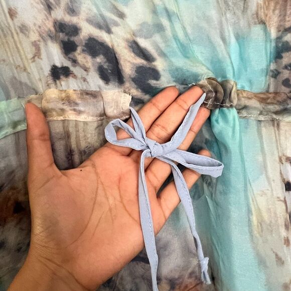 NWT LOLA V-Neck Aqua Drawstring Silk Animal Print Flowy Tunic Blouse S - Picture 5 of 8